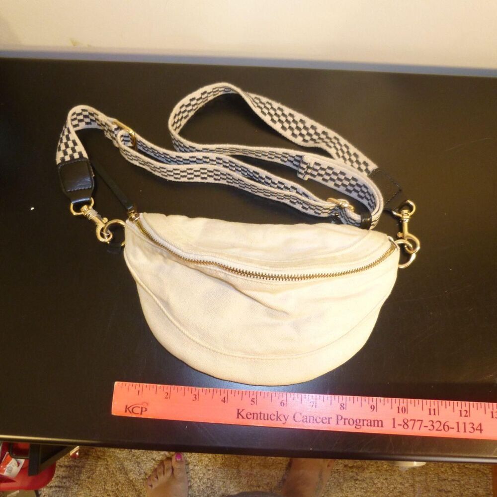 Universal-thread Women's White and Cream Bag